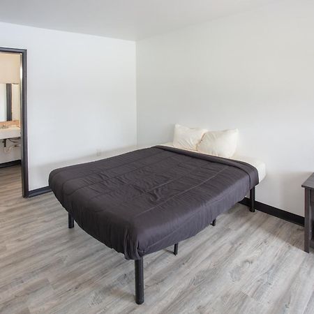 Glenstone Place Extended Stay Motel Спрингфийлд Екстериор снимка