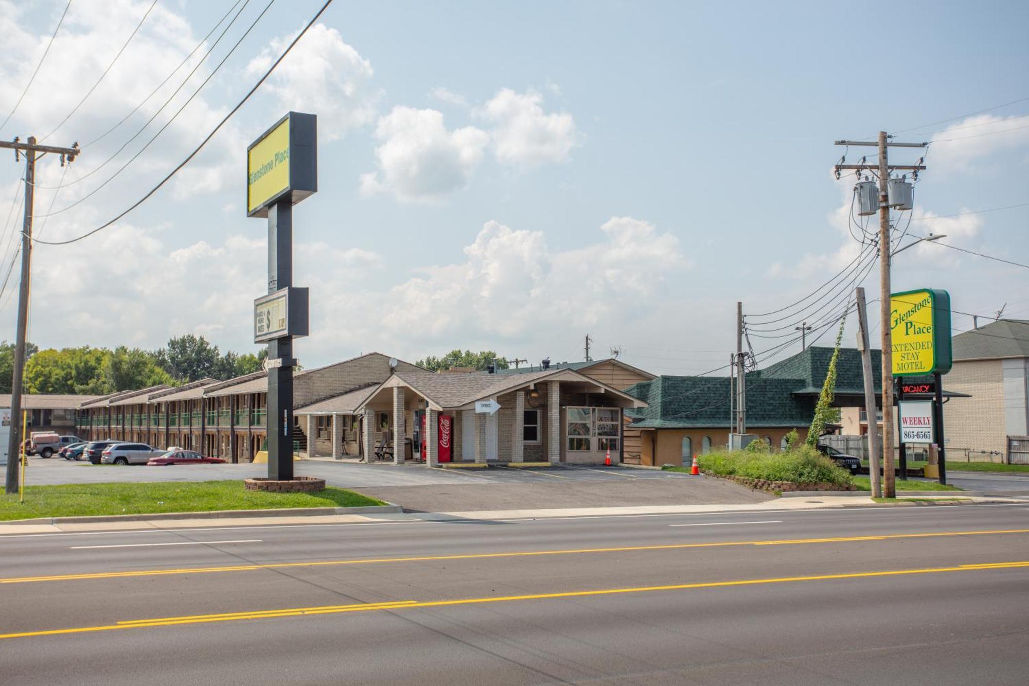 Glenstone Place Extended Stay Motel Спрингфийлд Екстериор снимка
