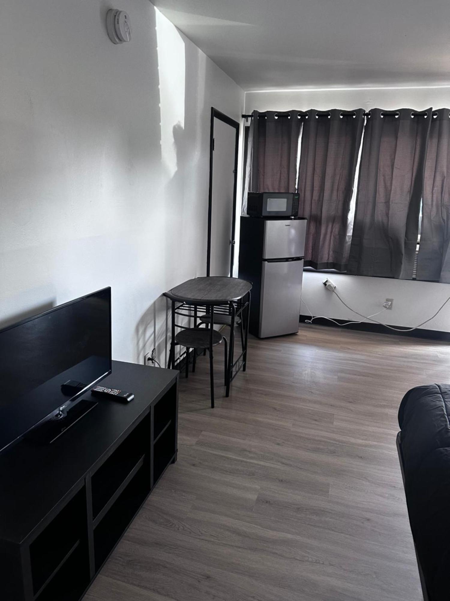 Glenstone Place Extended Stay Motel Спрингфийлд Екстериор снимка