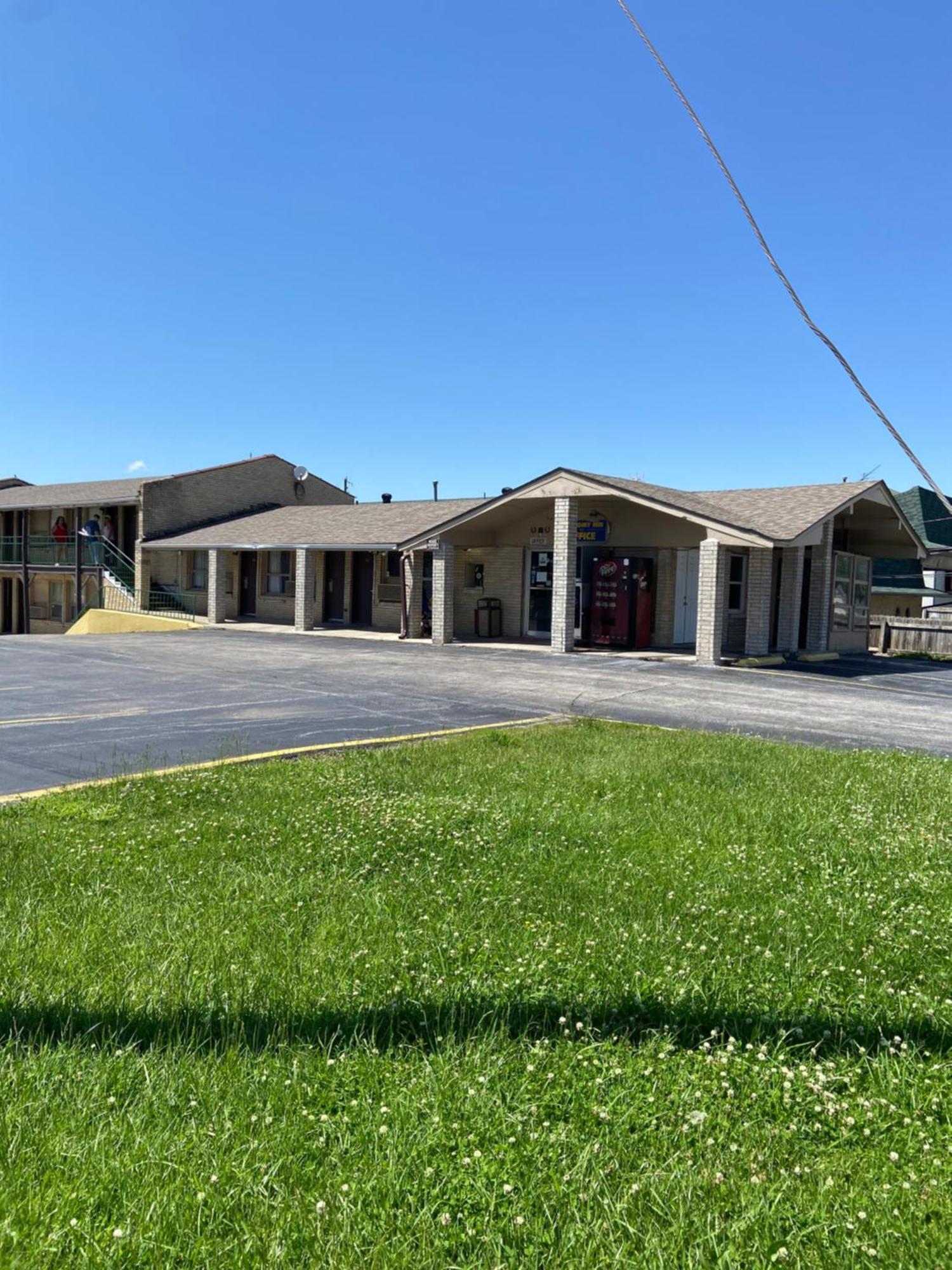 Glenstone Place Extended Stay Motel Спрингфийлд Екстериор снимка